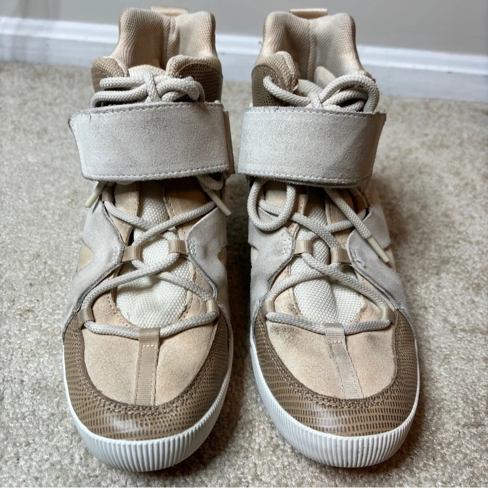 Sorel Out N About Suede Sport Wedge Booties in Cream Tan Nova Sand Canoe Size 10